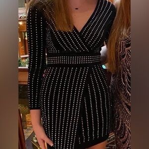 Windsor Velvet Wrap dress 🖤